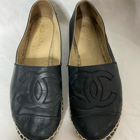 Chanel black leather CC espadrilles - Picture 3 of 9